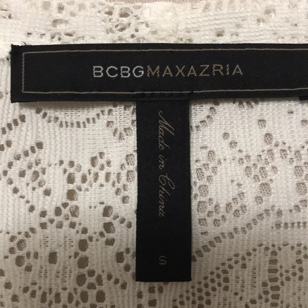 BCBGMAXAZRIA  ivory sheer lace top. Size S - Picture 4 of 4
